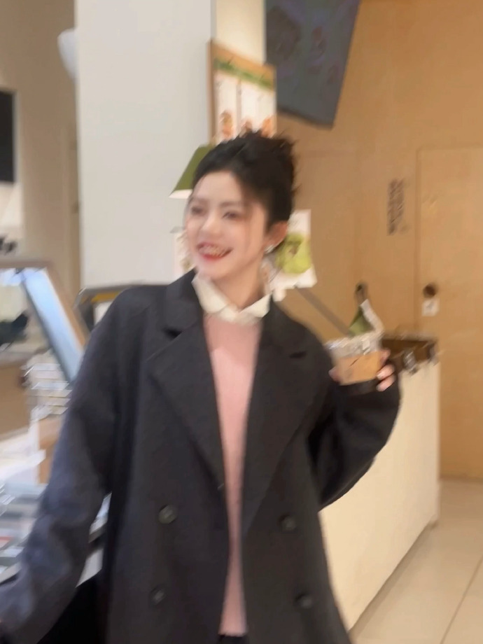 传记 · 多屏